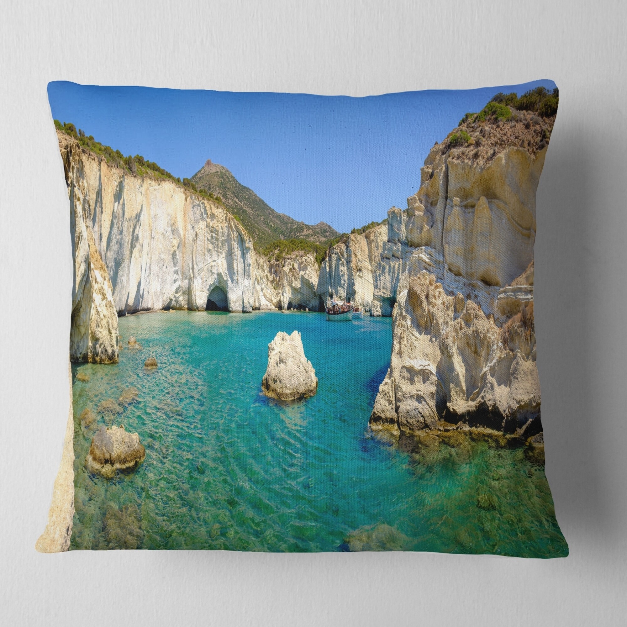 Designart 'Turquoise Water Beach Panorama' Seashore Throw