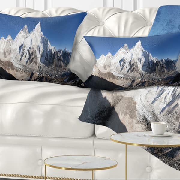 Designart Mount Everest Glacier Panorama Landscape Printed Throw Pillow On Sale Overstock 20944577