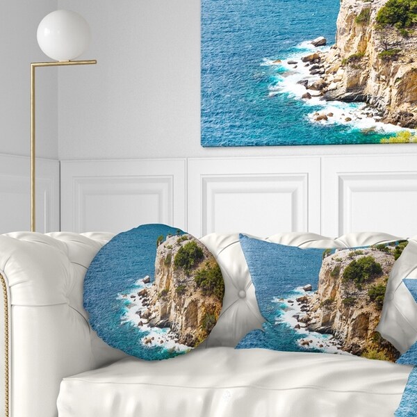 Designart 'Rocky Cliff Coast Thassos Greece' Seashore Throw Pillow