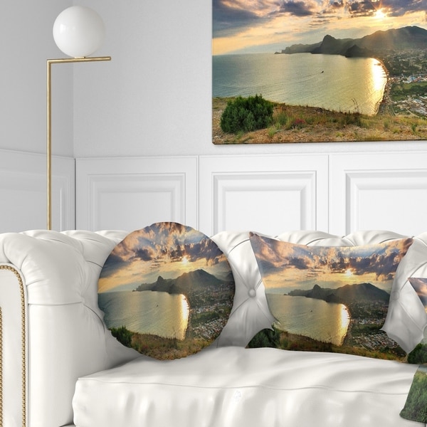 Designart 'Seashore from Top of the Hill' Modern Seascape Throw Pillow