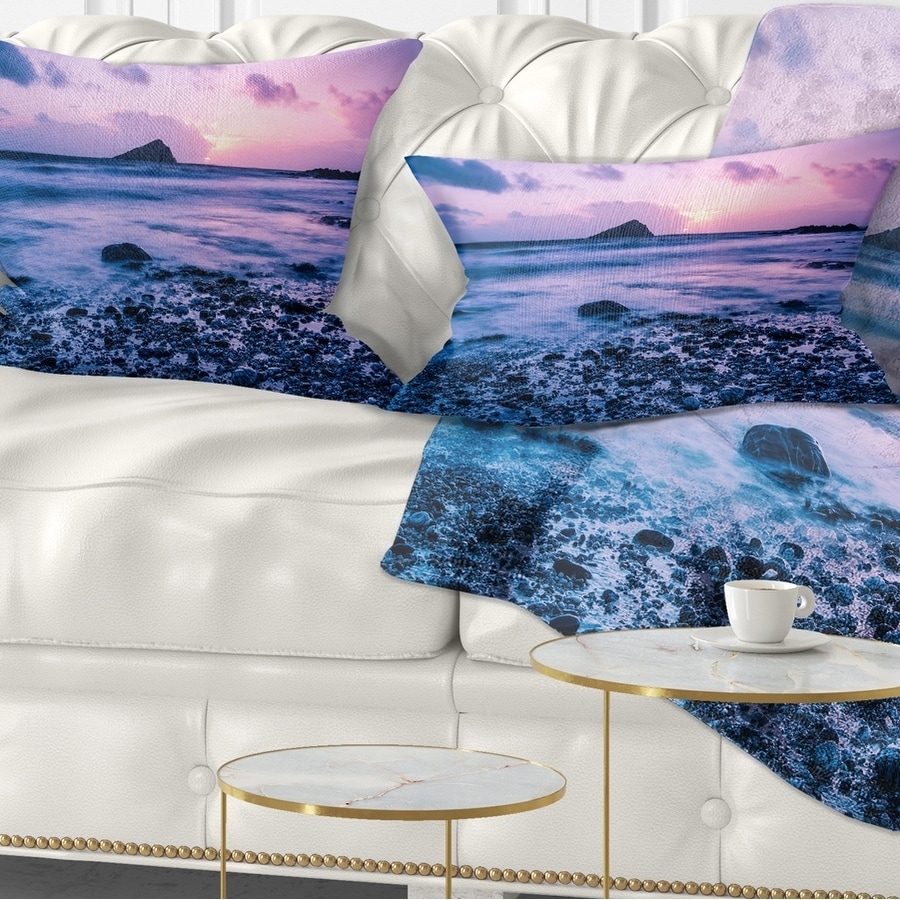 Designart 'Slow Motion Waves on Rocky Beach' Modern Seascape