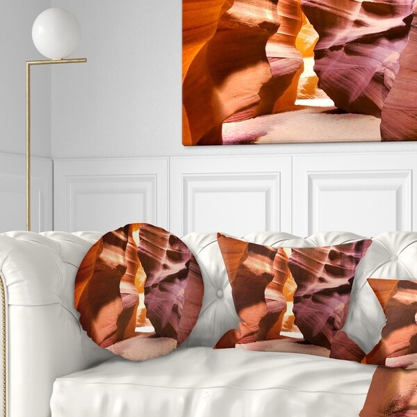 Designart 'Bright Antelope Canyon' Landscape Photo Throw Pillow