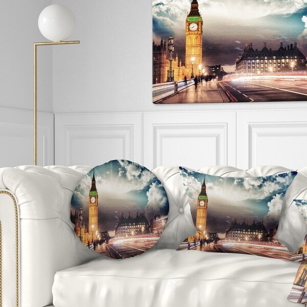 Designart 'Big Ben UK from Westminster Bridge' Cityscape Photo Throw Pillow