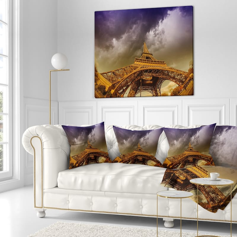 Designart 'Paris Eiffel Towerand Gorgeous Sky' Photography Throw Pillow