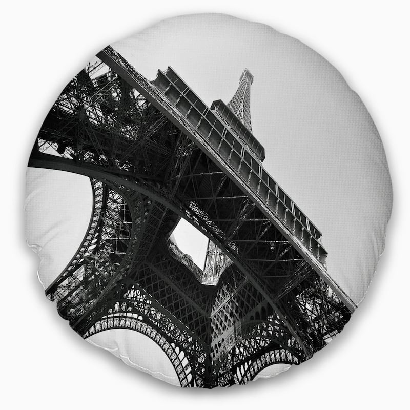 Designart 'Paris Eiffel Towerinto the Sky' Skyline Photography Throw Pillow