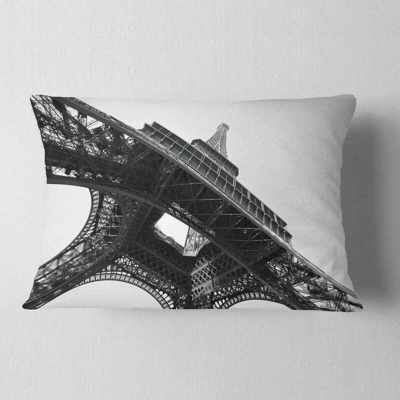Designart 'Paris Eiffel Towerinto the Sky' Skyline Photography Throw Pillow