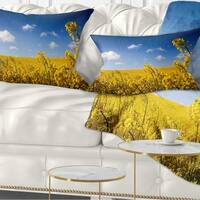 Designart 'Fogs on Western Ghats Hills' Landscape Printed Throw Pillow -  Bed Bath & Beyond - 20951854