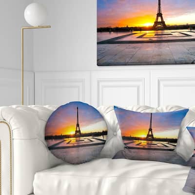 Designart 'Paris Eiffel Towerat Beautiful Sunrise' Landscape Photography Throw Pillow