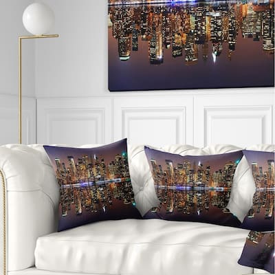 Designart 'City of Manhattan Panorama' Cityscape Photo Throw Pillow