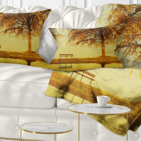 Designart Big Tree - Photography Throw Pillow - 18x18, Size: 18 x 18