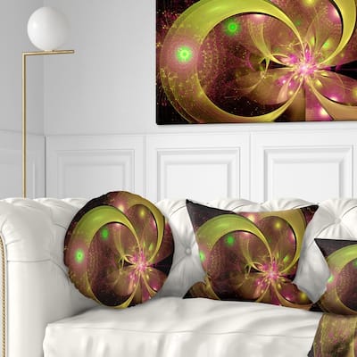 Designart 'Symmetrical Green Fractal Flower' Floral Throw Pillow