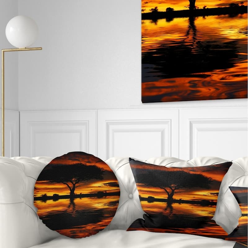 Designart 'Tree Silhouette and Dramatic Sunset' African Landscape Printed Throw Pillow - Round - 20 inches round - Large