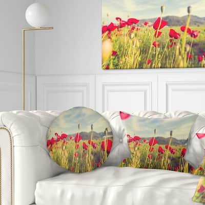 Designart 'Wild Red Poppy Flowers in Field' Flower Throw Pillow