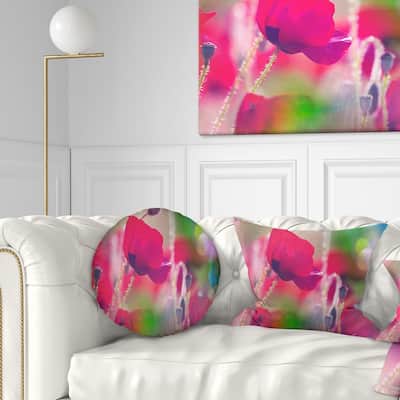 Designart 'Close Up View of Red Poppy Flowers' Floral Throw Pillow