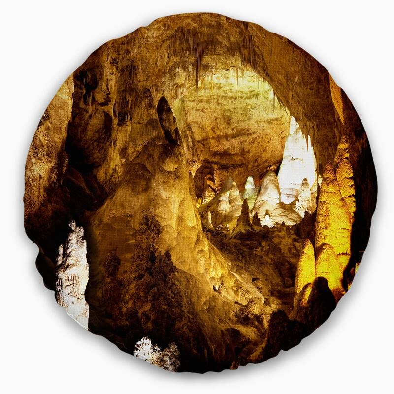 Designart 'Carlsbad Caverns National Park' Landscape Printed Throw Pillow
