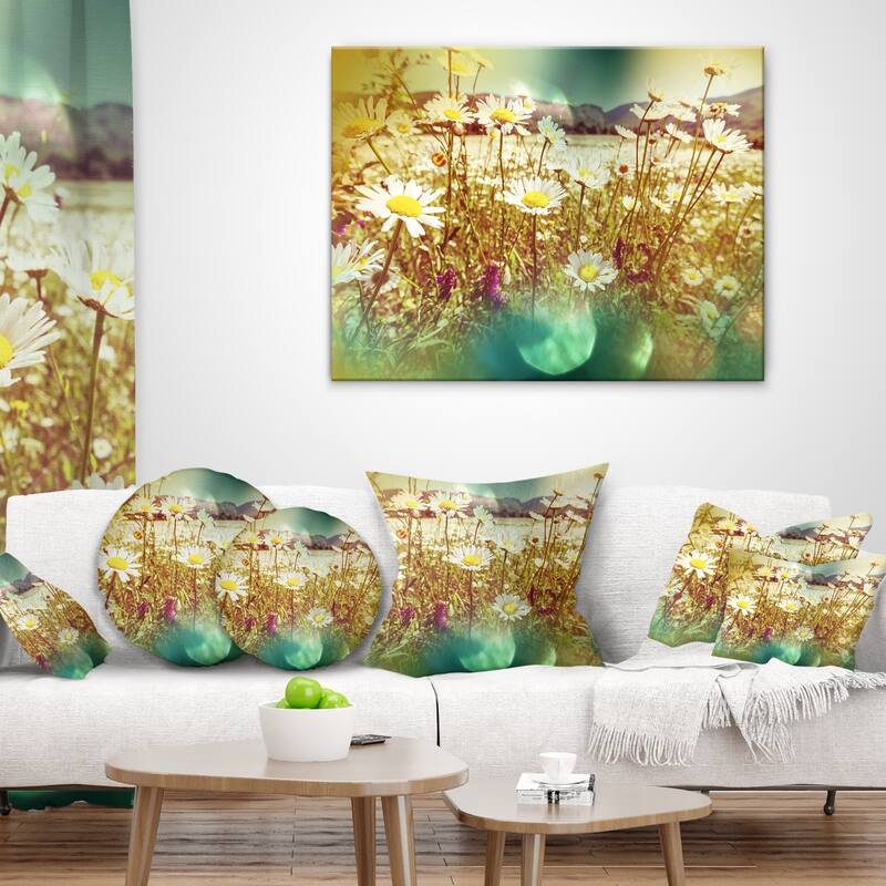 Designart 'Beautiful Blossom Chamomile Flowers' Floral Throw Pillow