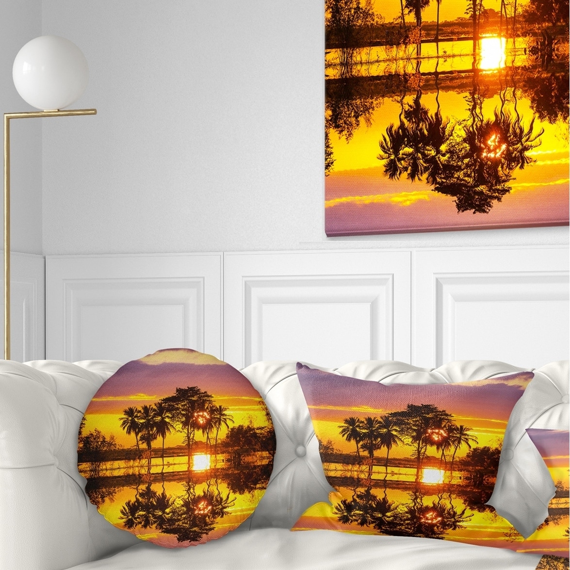 Designart Big Tree - Photography Throw Pillow - 18x18, Size: 18 x 18