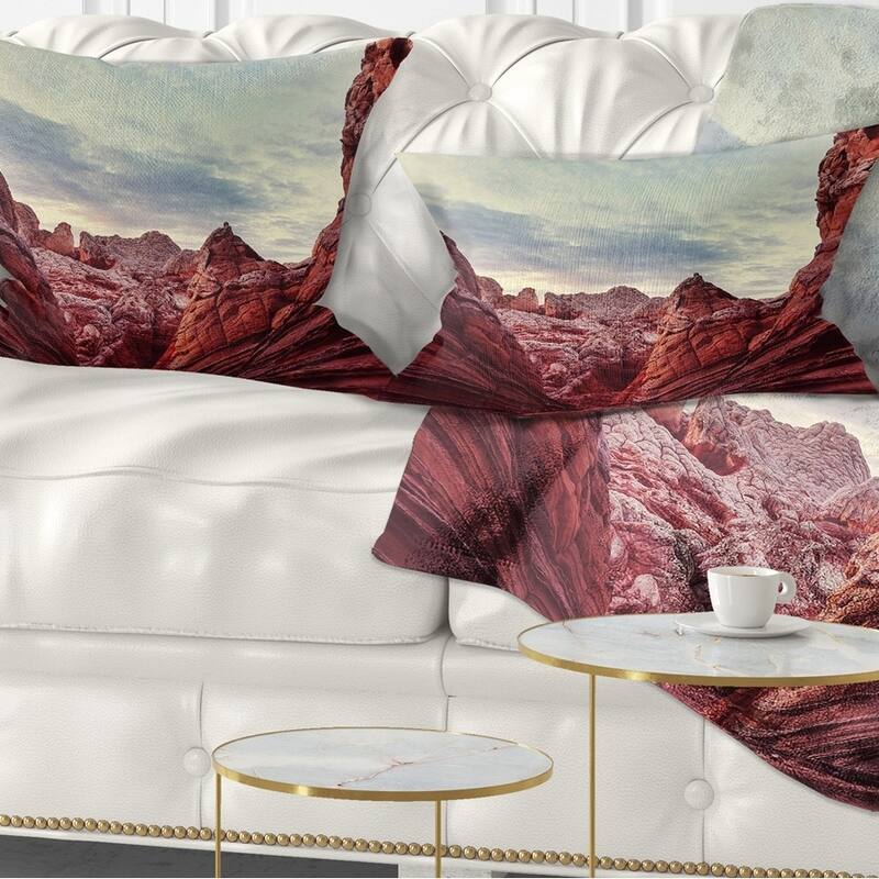 Designart 'Vermillion Cliffs National Monument Park' Landscape Wall Throw Pillow - Rectangle - 12 in. x 20 in. - Medium