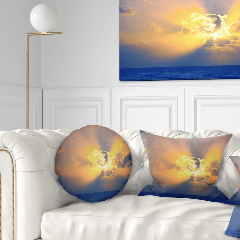 Designart 'Scenic Yellow Sunset in Ocean' Landscape Printed Throw Pillow - Round - 16 inches round - Small