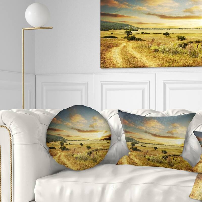 Designart 'Beautiful Rural Prairie Sunset' African Landscape Printed Throw Pillow - Round - 16 inches round - Small