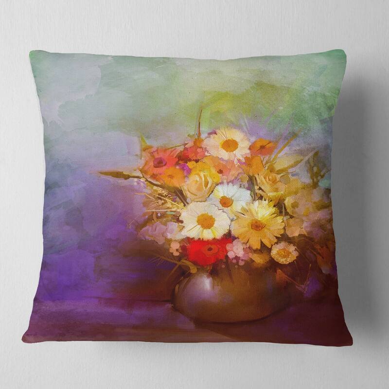 Designart 'Bouquet of Small Flowers Watercolor' Floral Throw Pillow