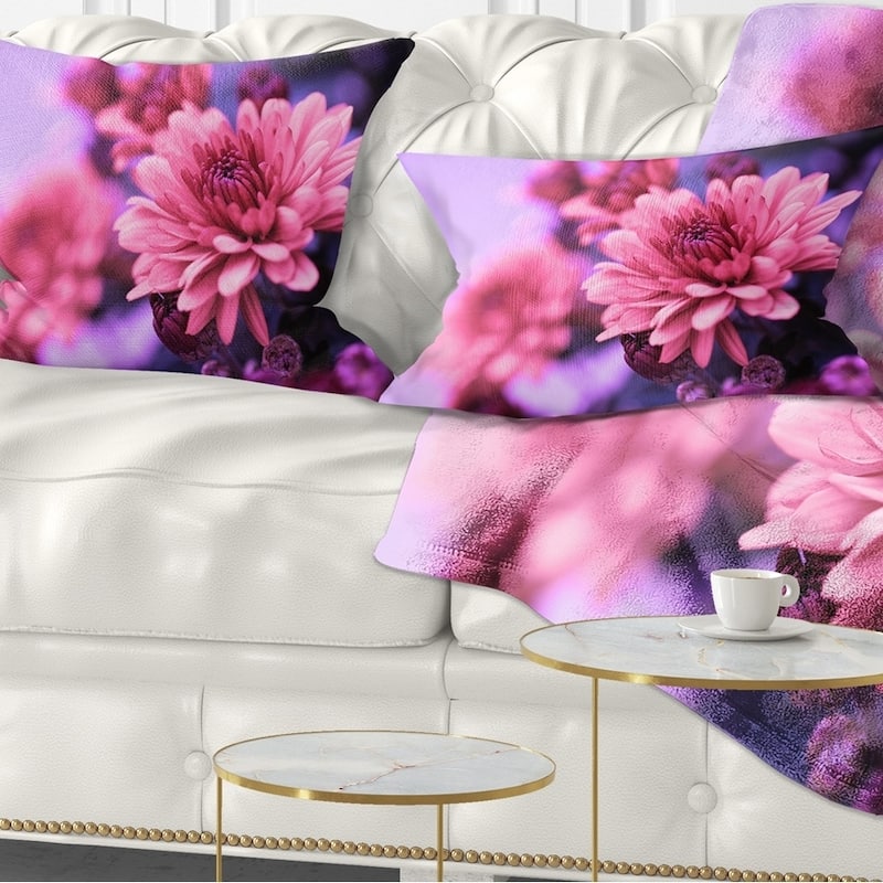 Designart 'Colorful Autumnal Chrysanthemum' Floral Throw Pillow - Rectangle - 12 in. x 20 in. - Medium