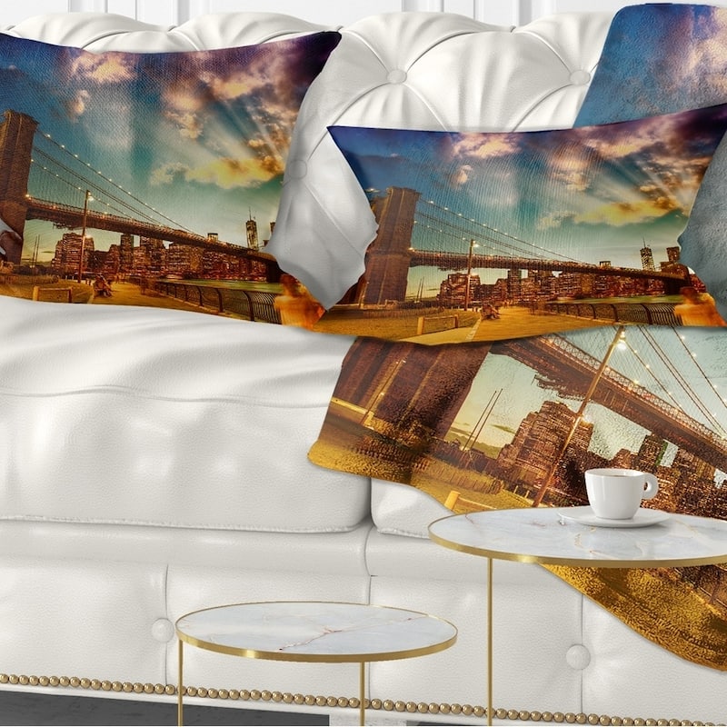 Designart 'Relaxing in Brooklyn Bridge Park' Cityscape Throw Pillow - Rectangle - 12 in. x 20 in. - Medium