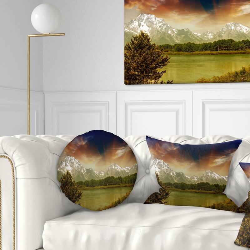 Designart 'Grand Teton National Park' Landscape Printed Throw Pillow - Round - 20 inches round - Large