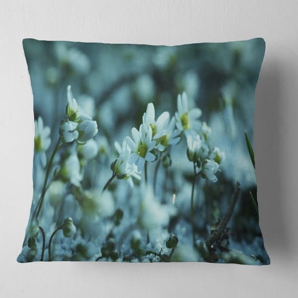 Designart Small White Flowers On Blue Background Floral Throw Pillow On Sale Overstock 20950901