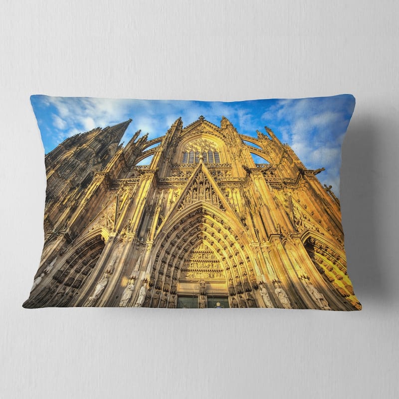 Designart 'dom Church In City Cologne Lit By Sun' Cityscape Art Throw 