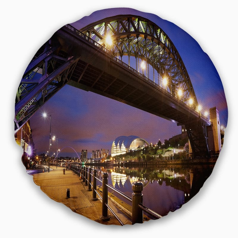 Designart 'Bridges over River Tyne Newcastle' Cityscape Throw Pillow ...