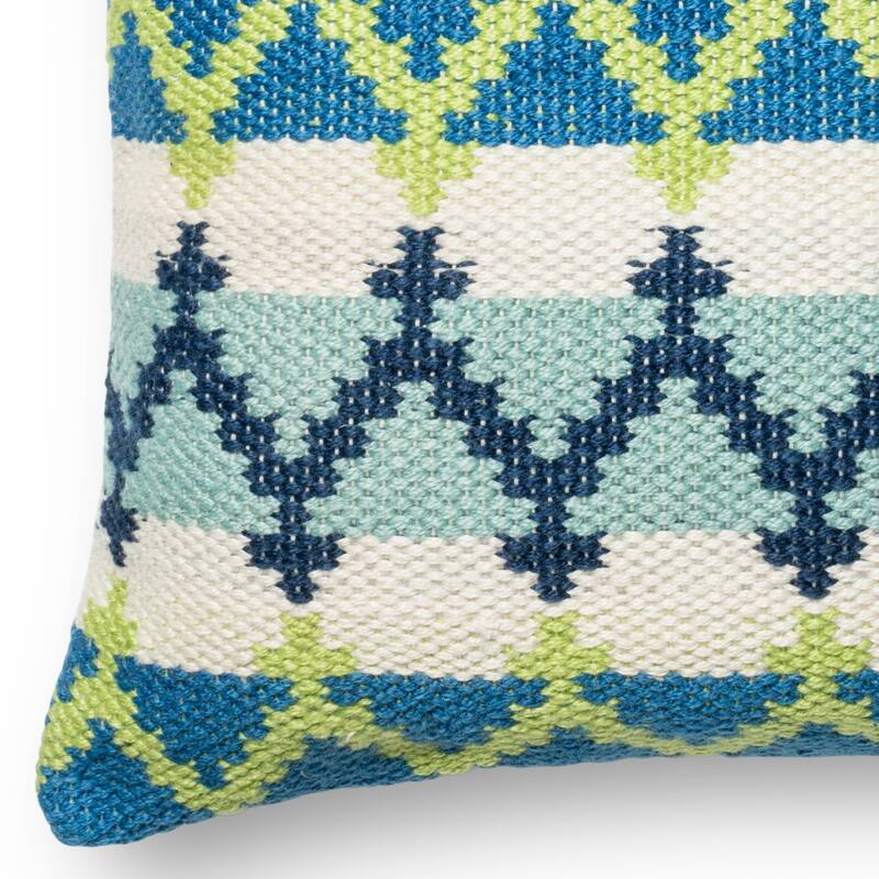 Indoor/ Outdoor Blue/ Green Geometric 22-inch Throw Pillow or Pillow Cover