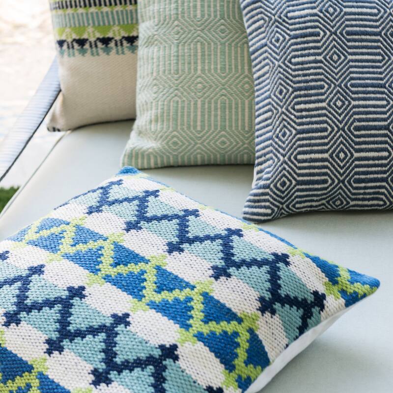 Indoor/ Outdoor Blue/ Green Geometric 22-inch Throw Pillow or Pillow Cover