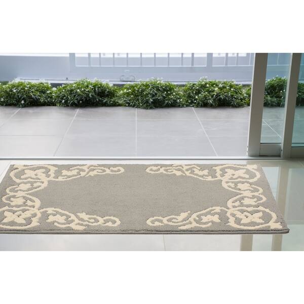 https://ak1.ostkcdn.com/images/products/20978955/Jean-Pierre-Karima-32-x-56-in.-Loop-Accent-Rug-28-x-48-509b7f43-c8c7-4958-ab1e-cb72575031dc_600.jpg?impolicy=medium