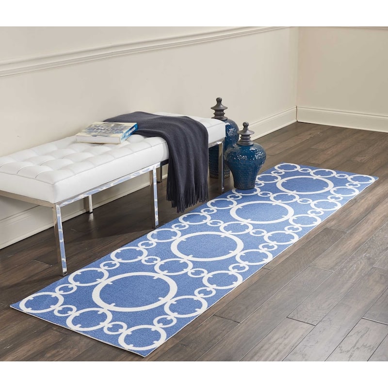 Waverly Sun N' Shade Indoor/Outdoor Area Rug