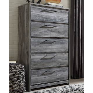 Baystorm Gray Chest of Drawers