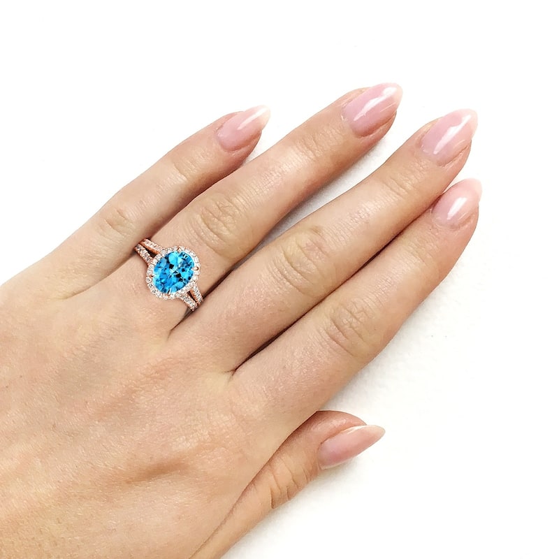 Annello by Kobelli 14k Gold 2 1/2ct TGW Oval Cut Swiss Blue Topaz and Diamond Split Shank Ring (3 Gold Colors Options)
