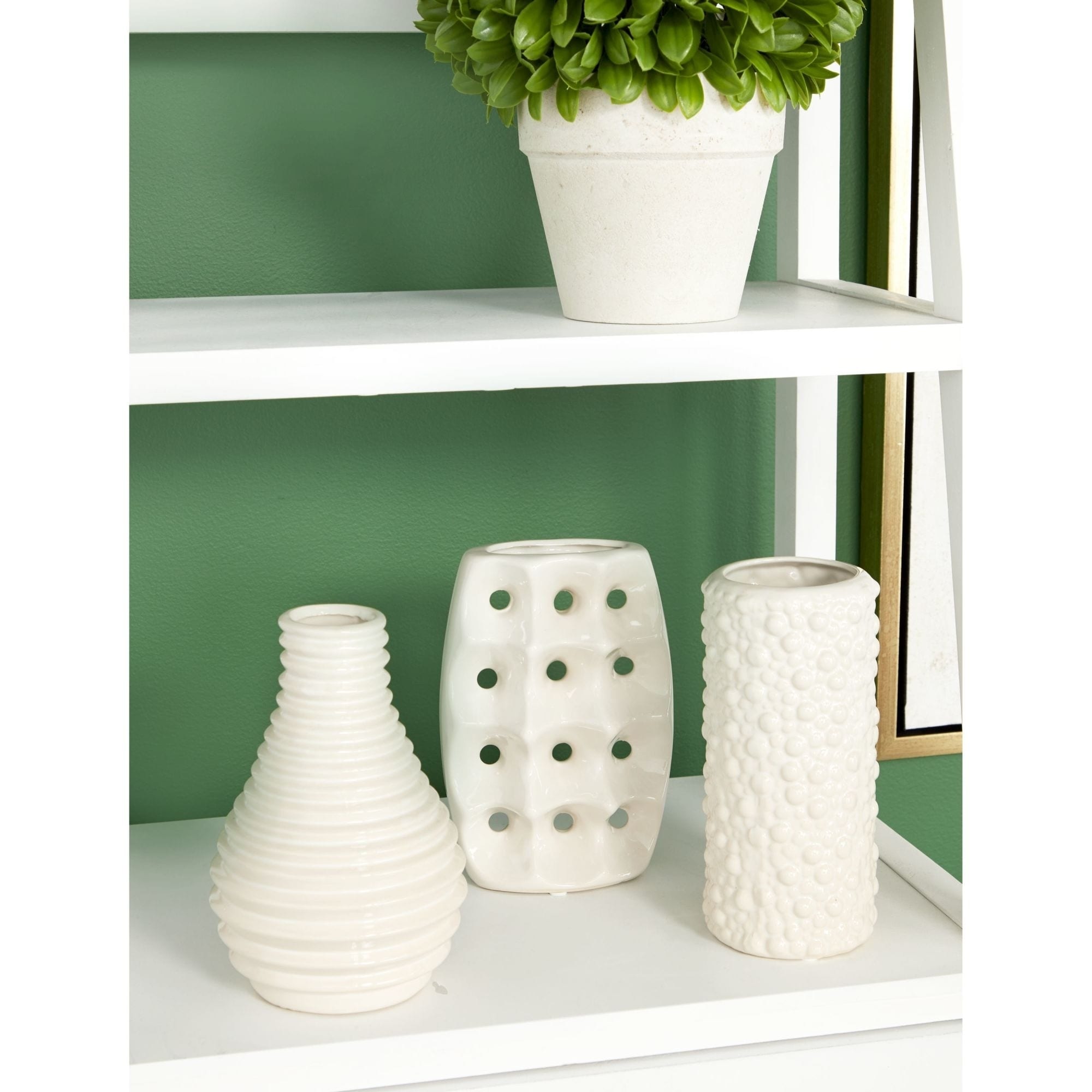 Modern White Ceramic Vases With Knotted And Ridged Finishes Set Of 3 Modern White Ceramic Vases With Knotted And Ridged Finishes Set Of 3