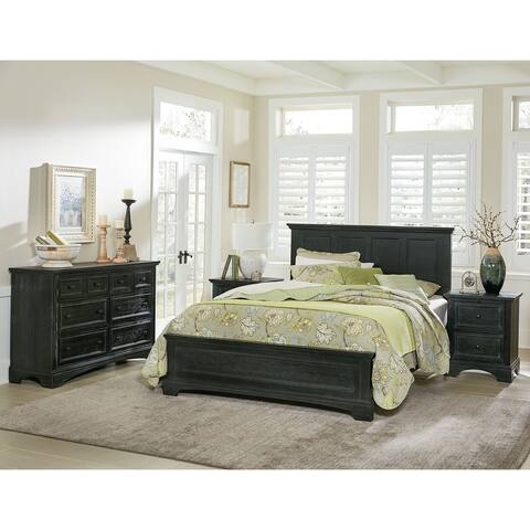 Farmhouse Basics Queen Bedroom Set with 2 Nightstands and 1 Dresser
