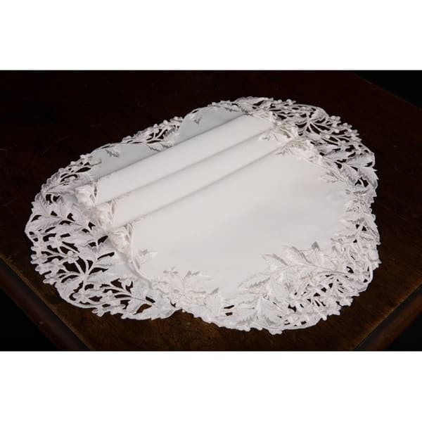 Arietta Embroidered Cutwork Placemats, 12 by 18Inch, Set of 4 Bed