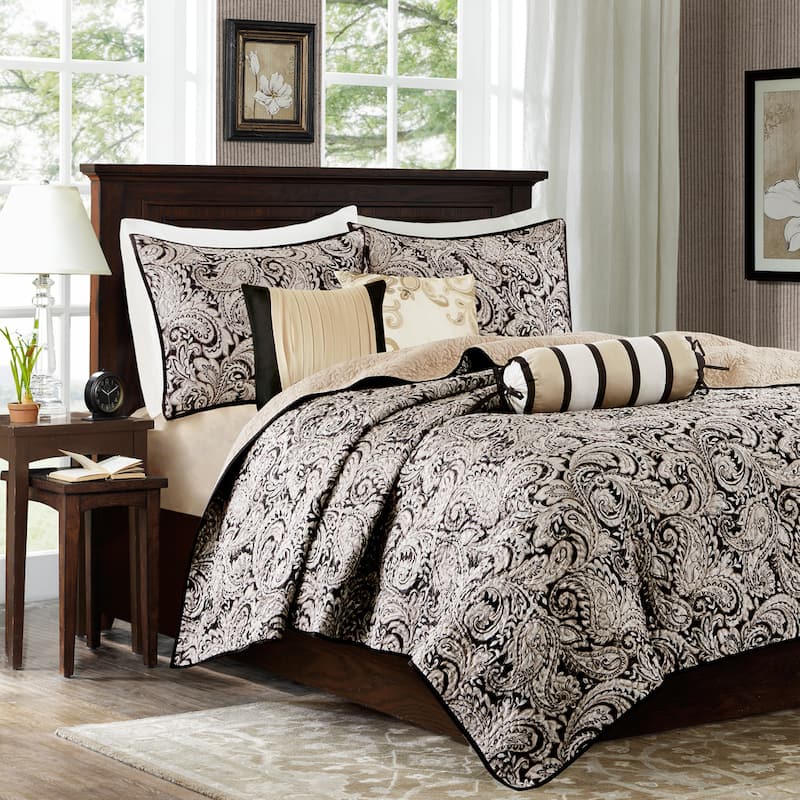 Madison Park Aubrey 6 Piece Jacquard Quilt Set with Throw Pillows