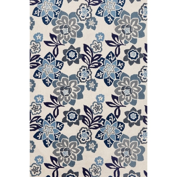 Scattered Flowers Outdoor Rug (8'3 x 11'6) - 8'3 x 11'6