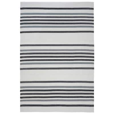 Liora Manne Multi Stripe Outdoor Rug (2' x 7'6")