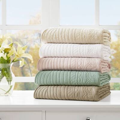 Copper Grove Campbell Oversized Quilted Throw with Scalloped Edges