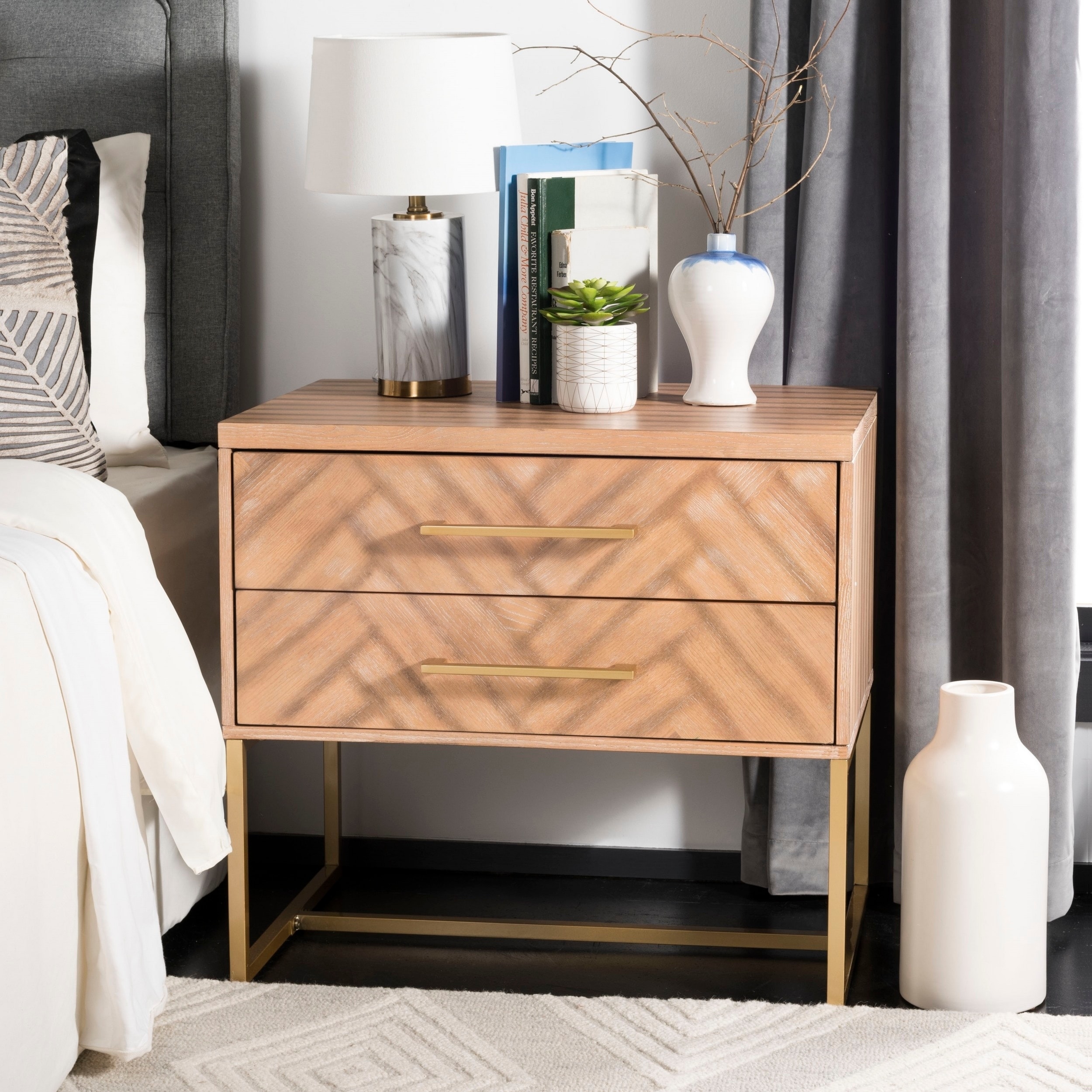 Shop Safavieh Estelle Oak Brown Nightstand Overstock 21185439