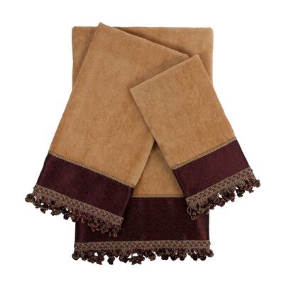 Sherry Kline Altadore Magenta 3-piece Decorative Embellished Towel Set