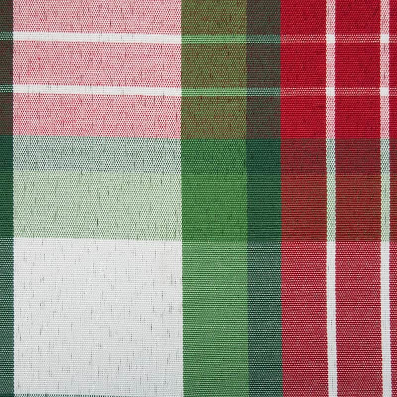 Design Imports Cozy Christmas Plaid Kitchen Tablecloth