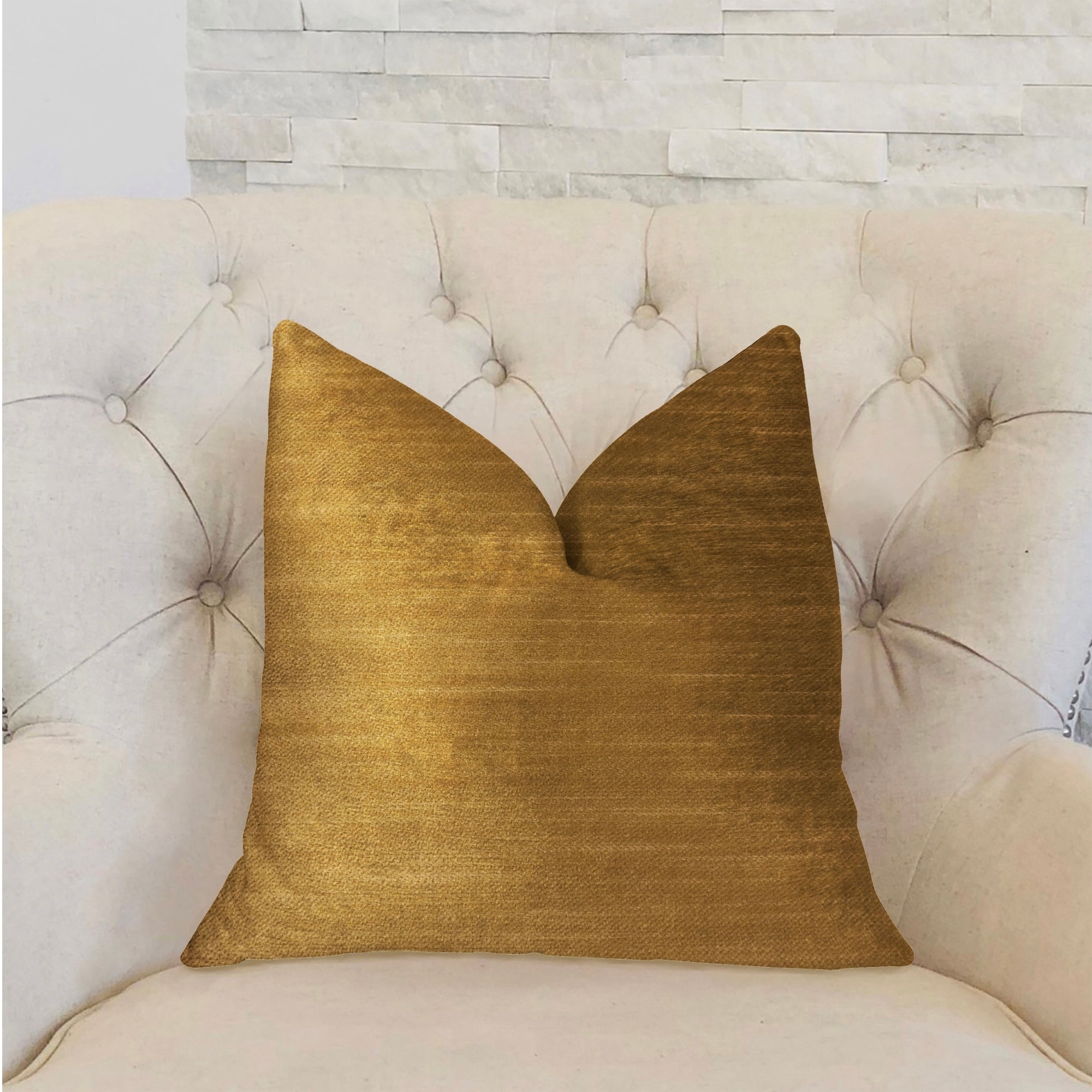 https://ak1.ostkcdn.com/images/products/21256056/Plutus-Beverly-Gold-Luxury-Throw-Pillow-fdb274f2-ed8c-457a-920d-3eb3115d90c8.jpg