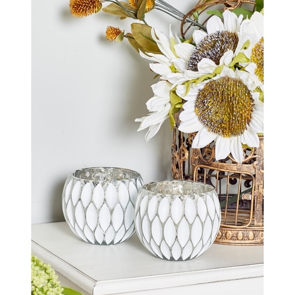 Silver Orchid Olivia Contemporary Glass Round Silver Candle Holders (Set of 3)