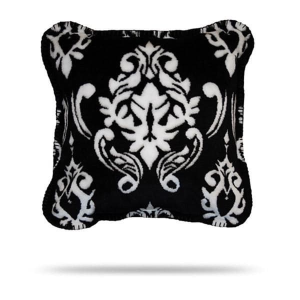 Denali Black Medallion/Black Pillow 18x18